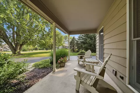 Exterior - 39 W150 Adobe Rdg, Elgin, IL 60124 photo 11 of 11