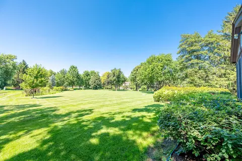 Exterior - 732 Jamestowne Rd, Sleepy Hollow, IL 60118 photo 2 of 2