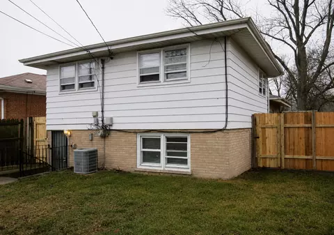 688 E 154th St, Dolton, IL 60419 photo 6