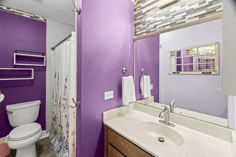 196 Grove Ave #B, Des Plaines, IL 60016 photo 22