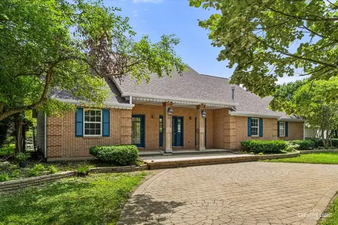 47 W975 Lenschow Rd, Hampshire, IL 60140