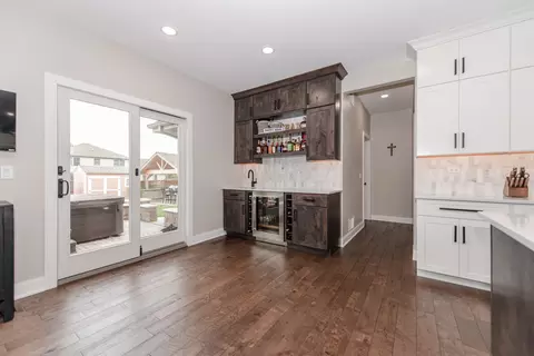 Kitchen - 732 Edgewater Dr, Morris, IL 60450 photo 6 of 8