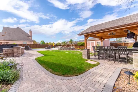 Exterior - 732 Edgewater Dr, Morris, IL 60450 photo 4 of 14