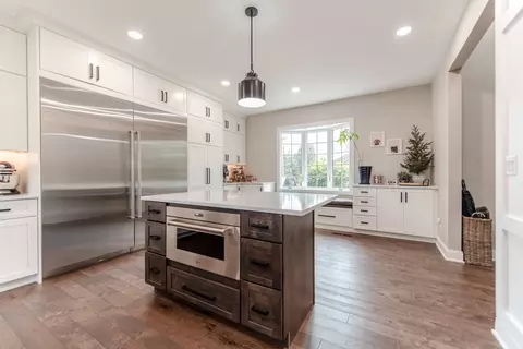 Kitchen - 732 Edgewater Dr, Morris, IL 60450 photo 2 of 8