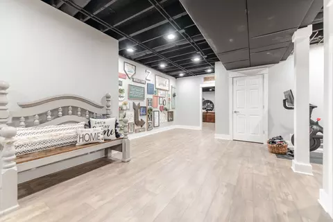 Entry Way - 732 Edgewater Dr, Morris, IL 60450 photo 3 of 3