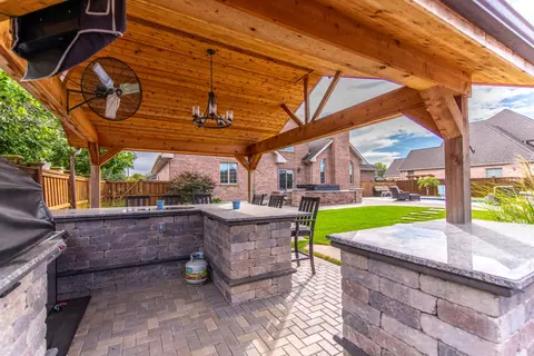 Exterior - 732 Edgewater Dr, Morris, IL 60450 photo 6 of 14