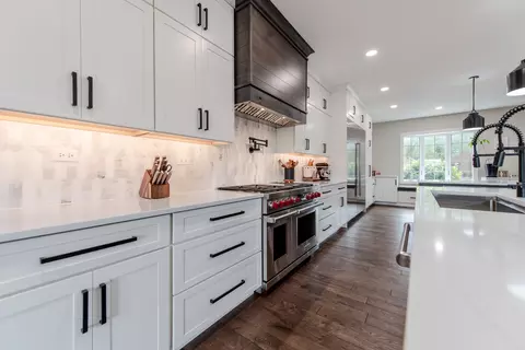 Kitchen - 732 Edgewater Dr, Morris, IL 60450 photo 5 of 8
