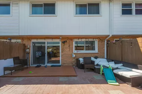 8914 Robin Dr #B, Des Plaines, IL 60016 photo 17