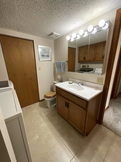 Bath - 1101 E Division St #1B, Lockport, IL 60441 photo 2 of 2