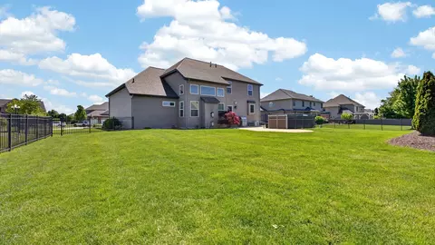 8 Flint Ct, Bloomington, IL 61705 photo 50