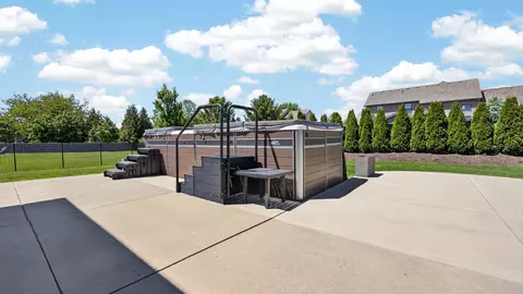 8 Flint Ct, Bloomington, IL 61705 photo 48