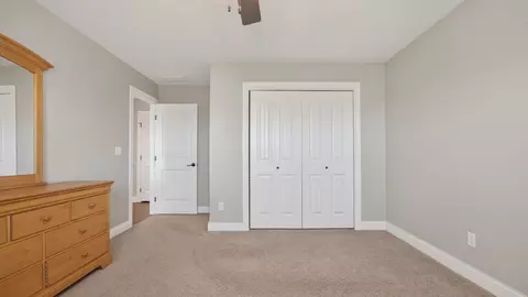 8 Flint Ct, Bloomington, IL 61705 photo 32
