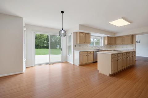 Other - 727 Jamestowne Rd, Sleepy Hollow, IL 60118 photo 1 of 3