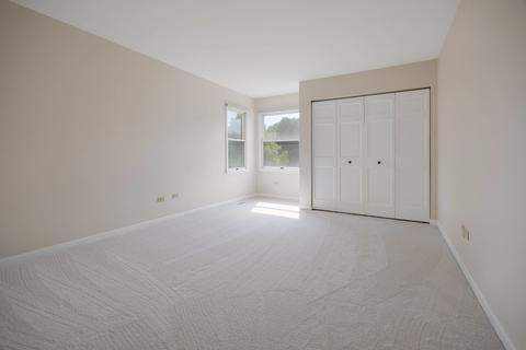 Bedroom - 727 Jamestowne Rd, Sleepy Hollow, IL 60118 photo 3 of 5