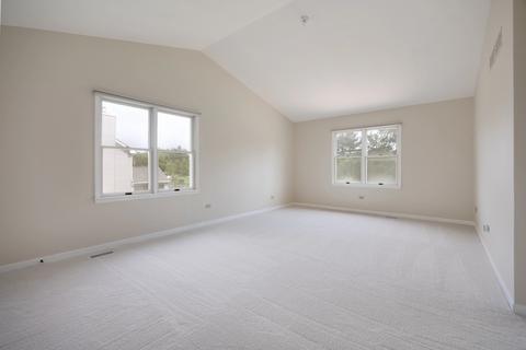 Bedroom - 727 Jamestowne Rd, Sleepy Hollow, IL 60118 photo 1 of 5