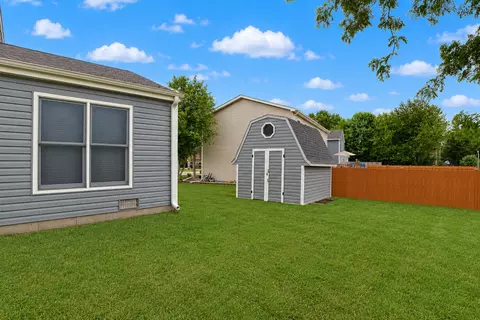 Exterior - 309 S Cross Trl, Mchenry, IL 60050 photo 8 of 8