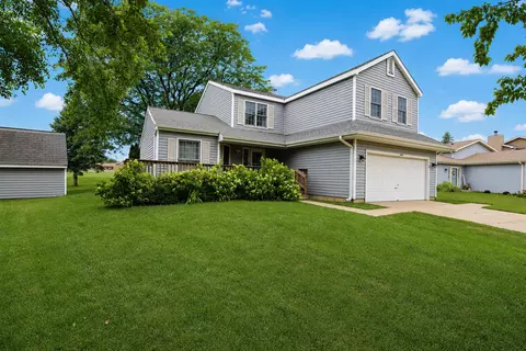Exterior - 309 S Cross Trl, Mchenry, IL 60050 photo 3 of 8