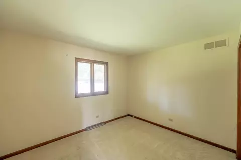Bedroom - 815 Ruth Dr, Elgin, IL 60123 photo 3 of 3