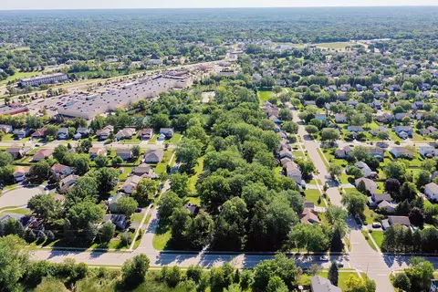 21763 N Deerpath Rd, Lake Zurich, IL 60047 photo 6