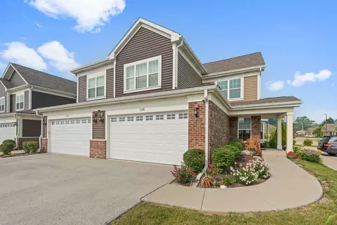 748 N Verandah Dr #748, Hanover Park, IL 60133