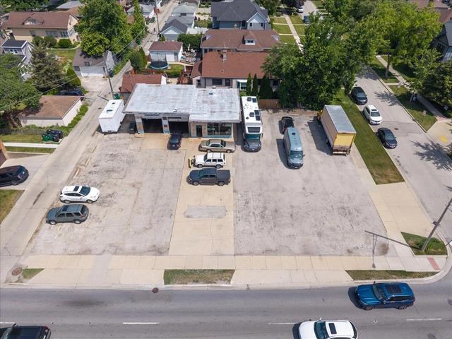 1030 W Touhy Ave, Park Ridge, IL 60068