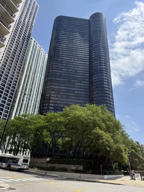 155 N Harbor Dr #1710, Chicago, IL 60601