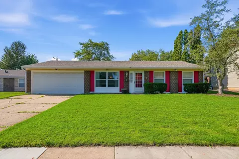 206 Judy Ln, Streamwood, IL 60107