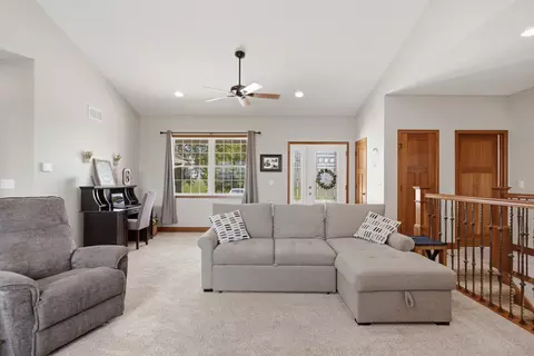 19481 Blue Goose Rd, Morrison, IL 61270 photo 3