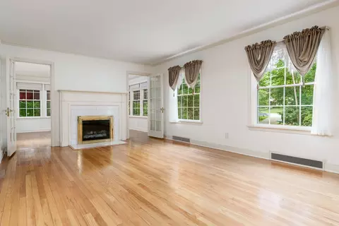 Living - 3025 E State St, Rockford, IL 61108 photo 1 of 13