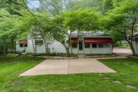 Exterior - 3025 E State St, Rockford, IL 61108 photo 5 of 6