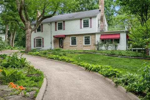 3025 E State St, Rockford, IL 61108