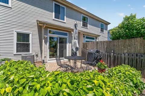 Exterior - 21249 W Edison Ln, Plainfield, IL 60544 photo 10 of 17