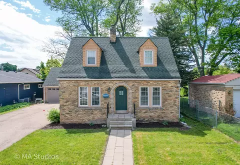 216 Wilcox Ave, Elgin, IL 60123 photo 1