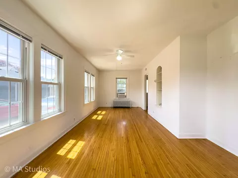 216 Wilcox Ave, Elgin, IL 60123 photo 5