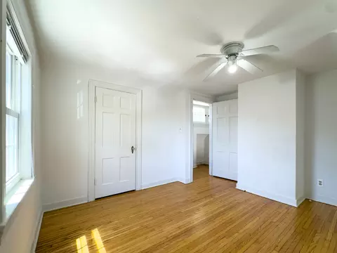 216 Wilcox Ave, Elgin, IL 60123 photo 17