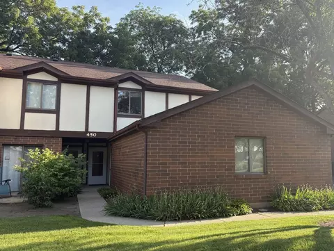 450 Brandy Dr #A, Crystal Lake, IL 60014