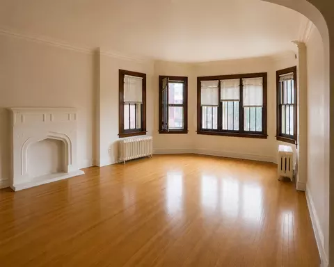 Living - 7918 S Champlain Ave, Chicago, IL 60619 photo 1 of 2