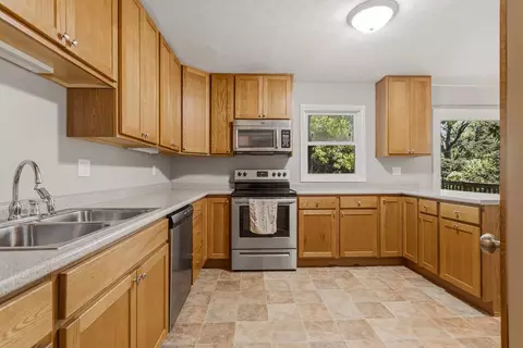 1906 Crescent Dr, Champaign, IL 61821 photo 16