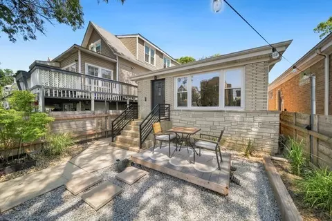 4605 N Harding Ave, Chicago, IL 60625