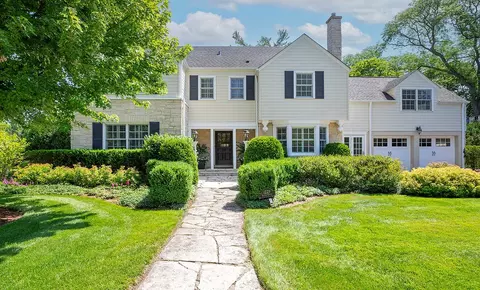 1229 Alvin Ct, Glenview, IL 60025