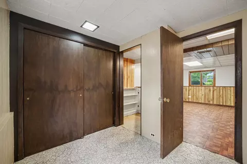 Other - 15217 Pine Dr, Oak Forest, IL 60452 photo 5 of 6