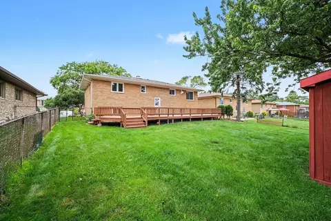 Exterior - 15217 Pine Dr, Oak Forest, IL 60452 photo 3 of 3