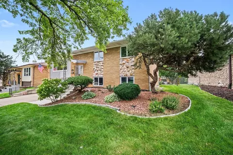 Other - 15217 Pine Dr, Oak Forest, IL 60452 photo 1 of 6