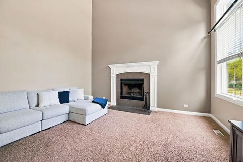 Living - 16418 S Mueller Cir, Plainfield, IL 60586 photo 4 of 5