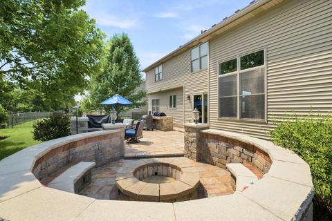 Exterior - 16418 S Mueller Cir, Plainfield, IL 60586 photo 6 of 8