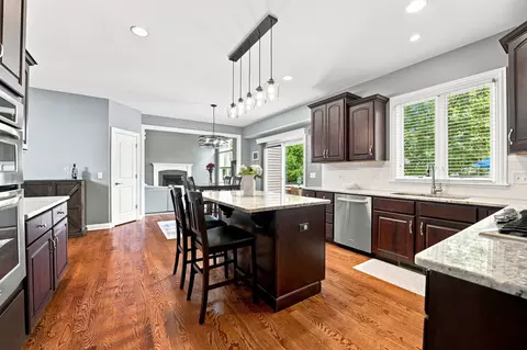 Kitchen - 16418 S Mueller Cir, Plainfield, IL 60586 photo 6 of 6