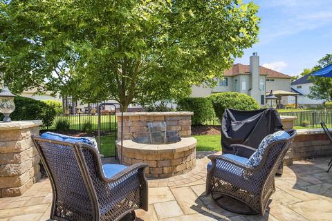 Exterior - 16418 S Mueller Cir, Plainfield, IL 60586 photo 4 of 8
