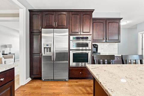 Kitchen - 16418 S Mueller Cir, Plainfield, IL 60586 photo 5 of 6