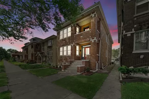 4730 S Komensky Ave, Chicago, IL 60632