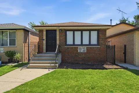 11149 S Green Bay Ave, Chicago, IL 60617